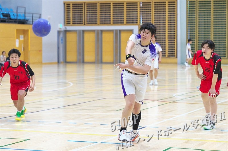45A_1202_R.jpg