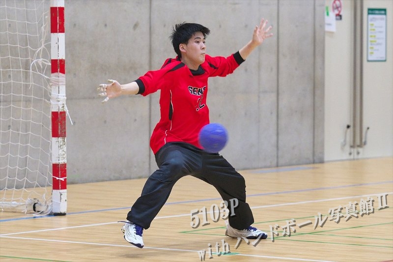 IRE_8055_R.jpg