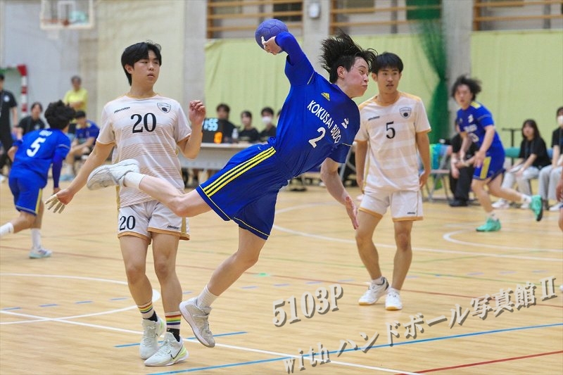 IRE_9038_R.jpg