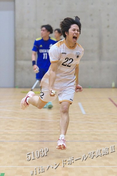 IRE_9294_R.jpg